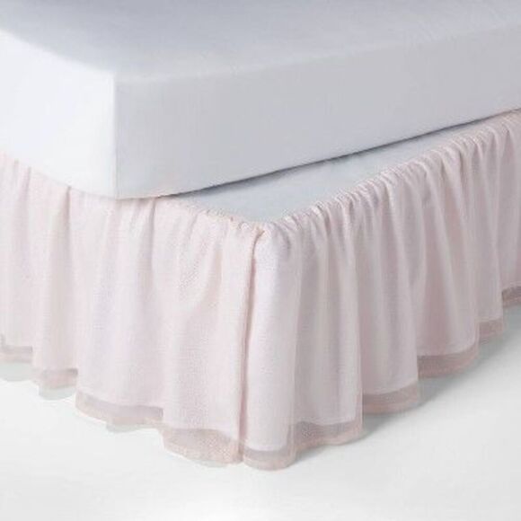 Pillowfort - Queen Glitter Dot Tulle Kids' Bedskirt Pink - Pill Pink - Picture 1 of 4